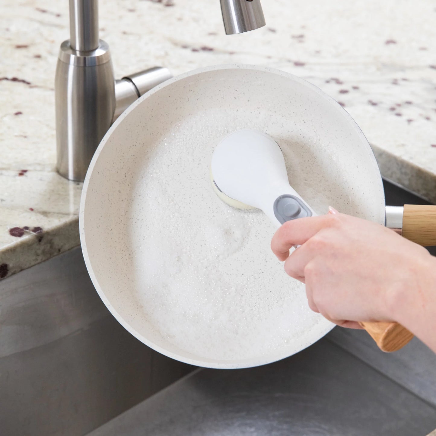 Fillable Dish Wand with Non-Scratch Sponge Headband